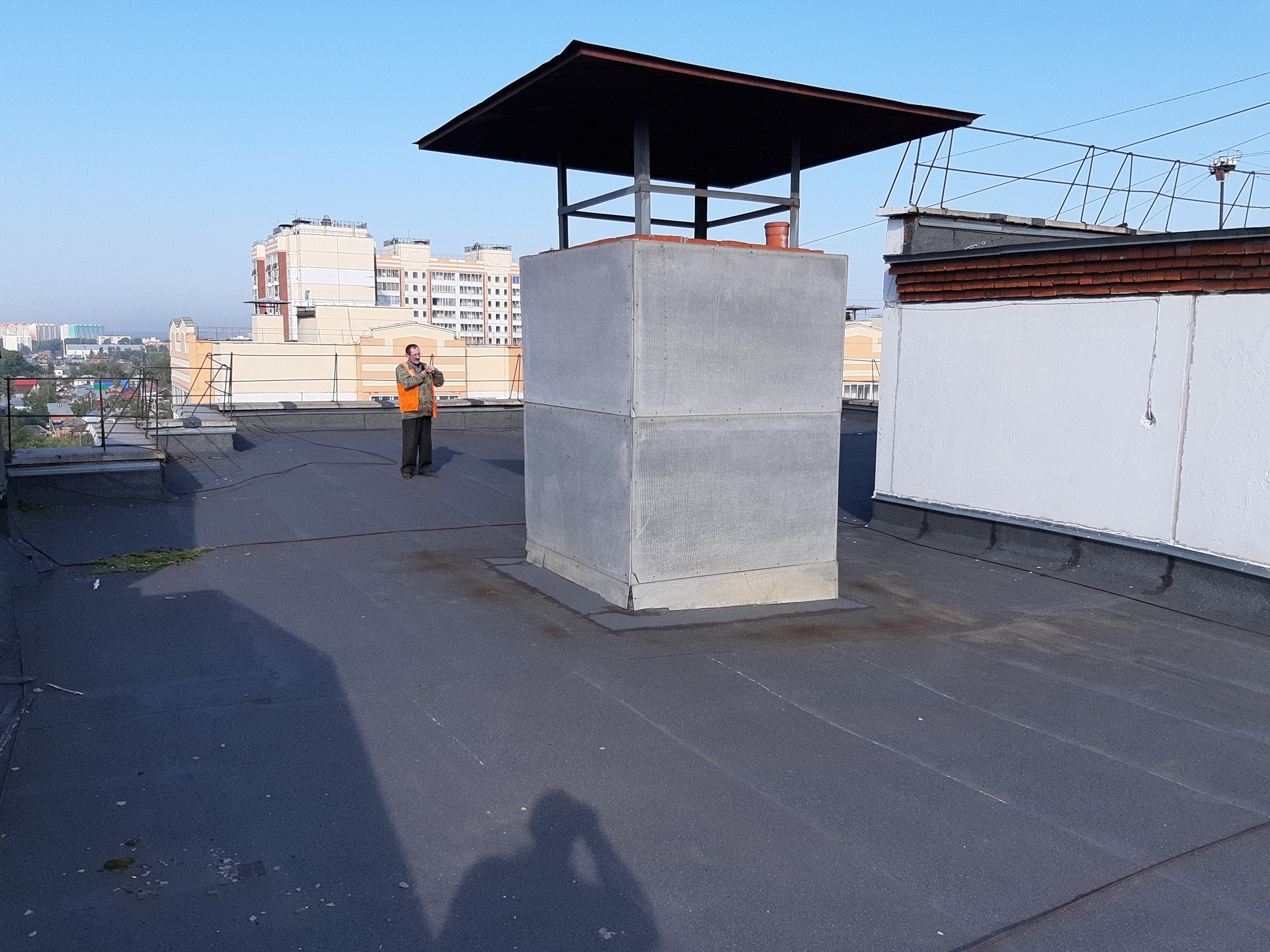 Превью услуги "Экспертиза кровли многоквартирного дома"