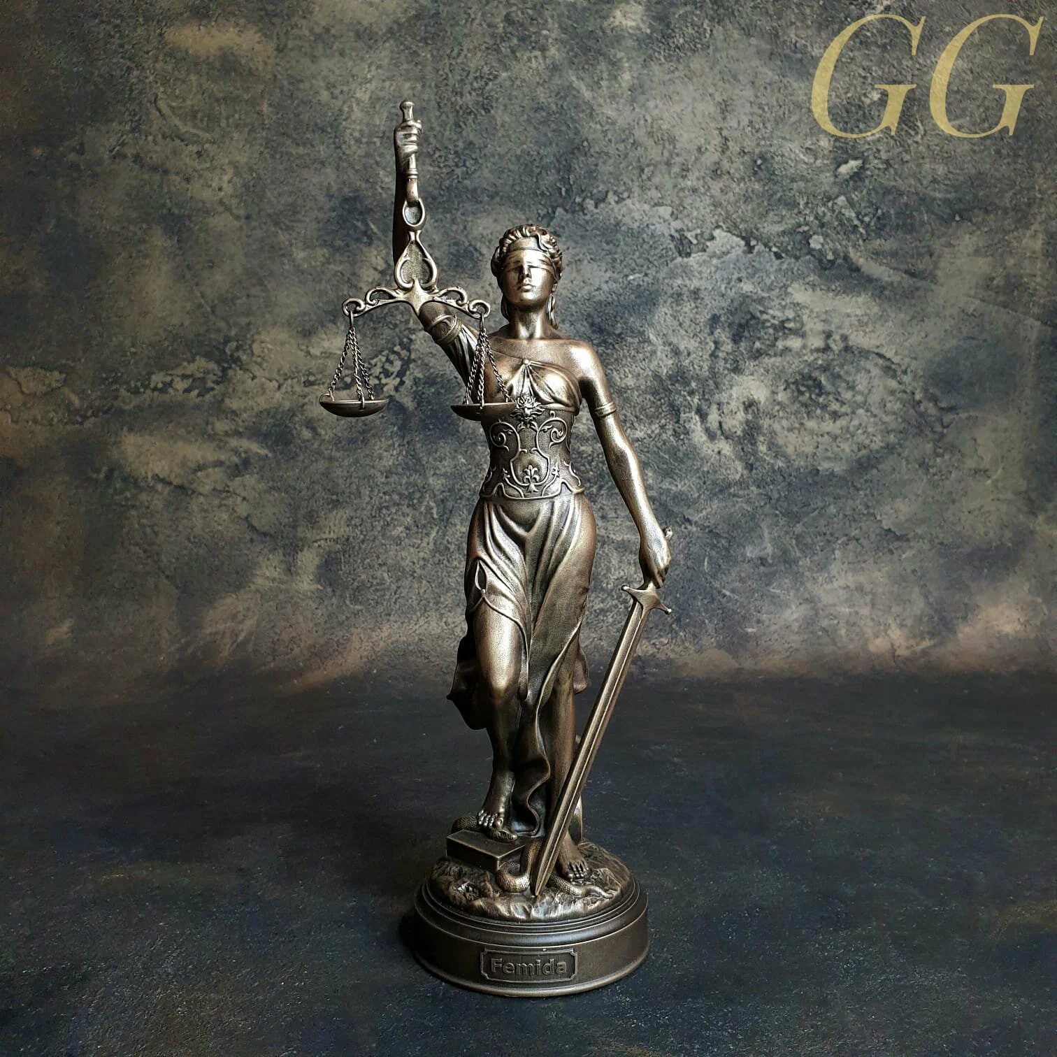 Превью услуги "Юристы по вопросам недвижимости"